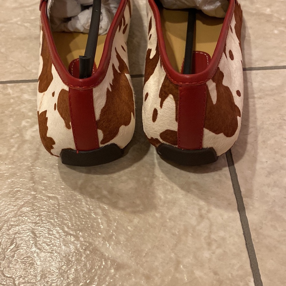 Vaneli Red And Brown Patterned Flats - image 6